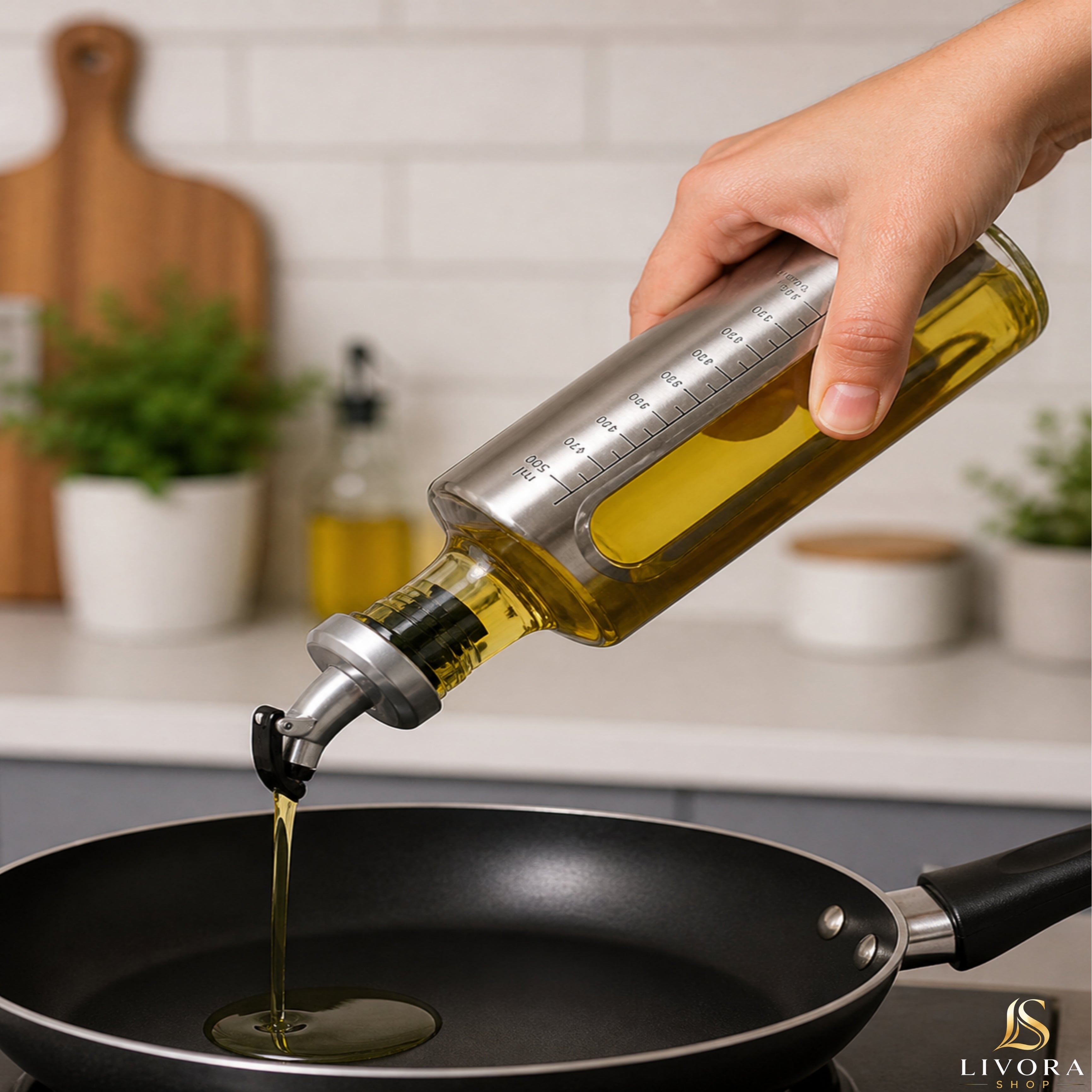 Livora Premium Oil Dispenser Bottle With Measurement Scale- LeakProof Kitchen Oil Pourer